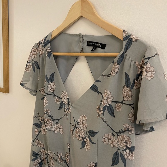 Dynamite Dress Size Large - Picture 6 of 6